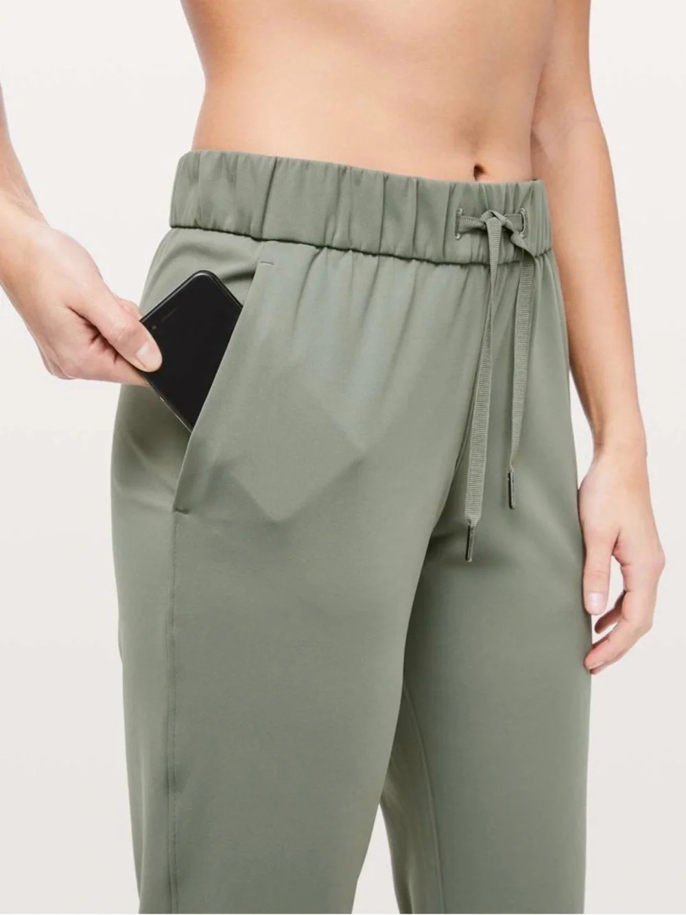 Lululemon On The Fly Pant 27” Size 2 Grey Sage Luxtreme Travel Work Pants